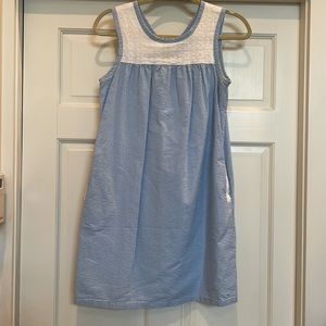 Girls Vineyard Vines seersucker dress. Size 16.